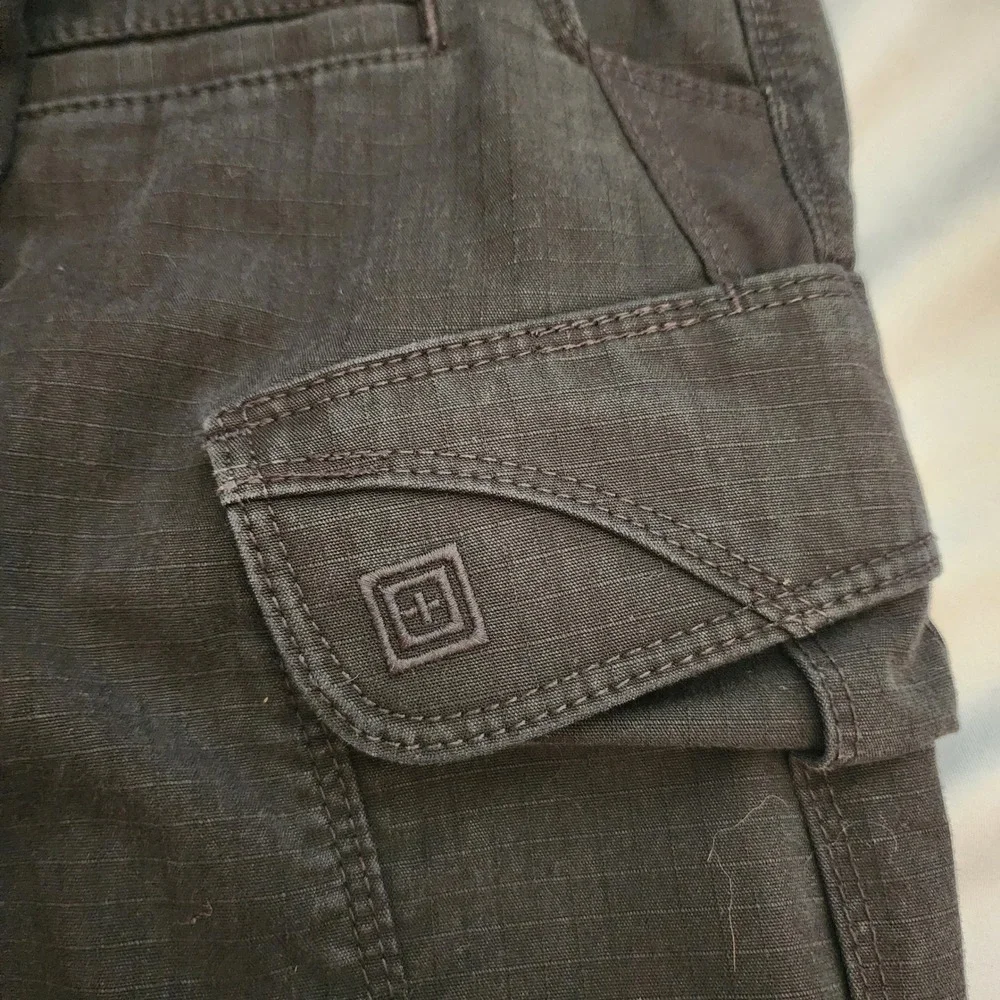 5.11 Tactical Men's Pants 38x30‎ Black